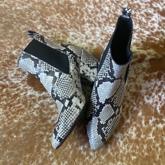 Matisse Morgan Black and White Snakeskin Ankle Boots - Picture 1 of 12
